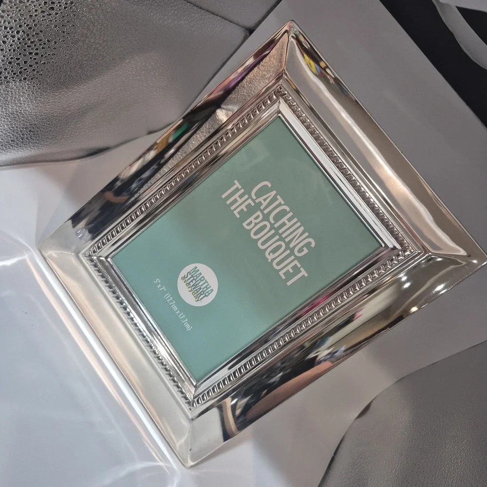NOS 2002 Martha Stewart 5x7 Picture Frame Catching The Bouquet